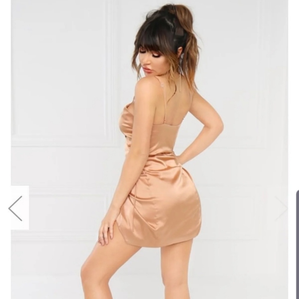 Dress - Picture 2 of 2